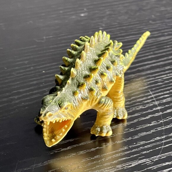 Vintage Spiked Scelidosaurus Dinosaur Plastic Figure Toy Model - Picture 3 of 5